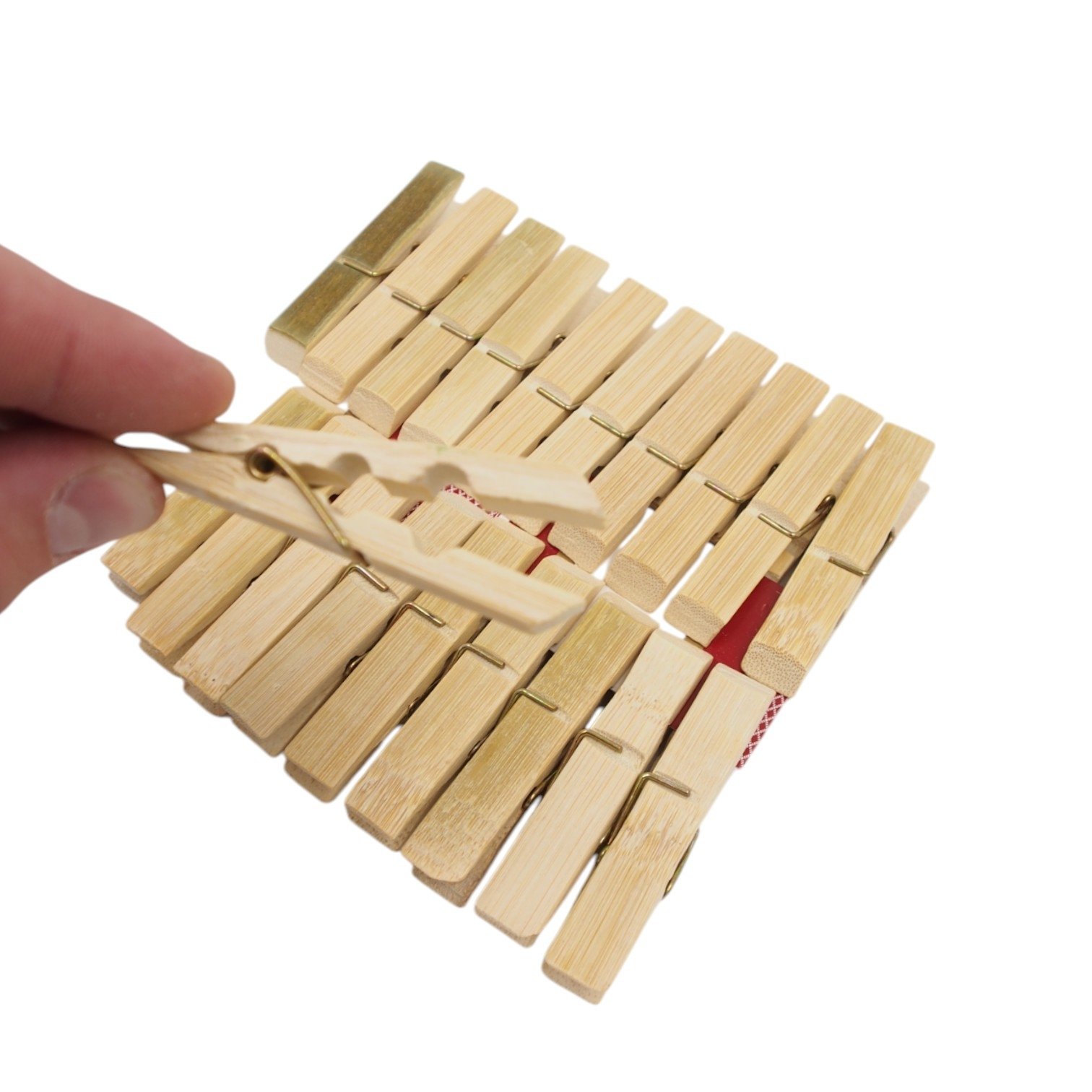 skalbiniu-segtukai-bamboo