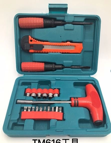 atsuktuvu-rinkinys-su-dezute