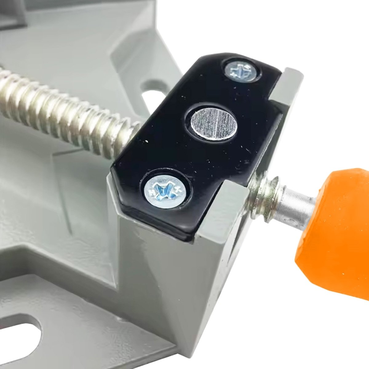 kampinis-tvirtinimo-spaustuvas