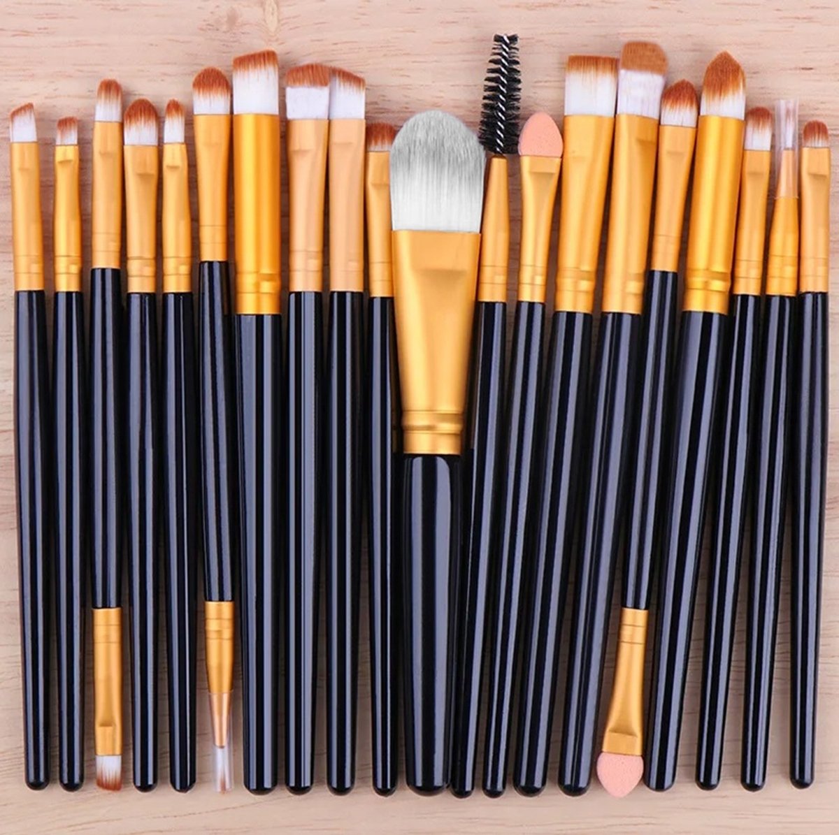 makiazo-sepeteliu-rinkinys