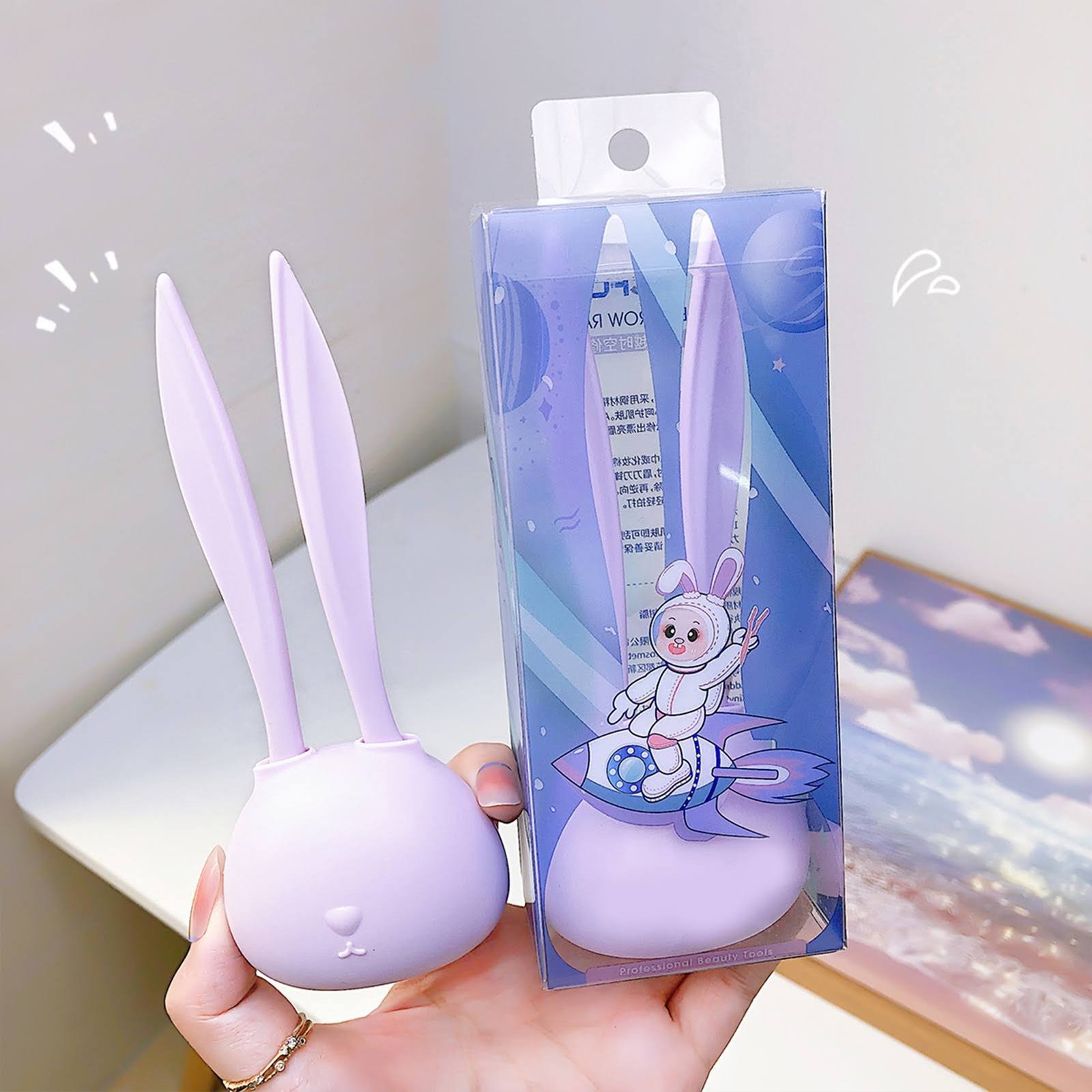 antakiu-skutimo-peiliukai-stovas