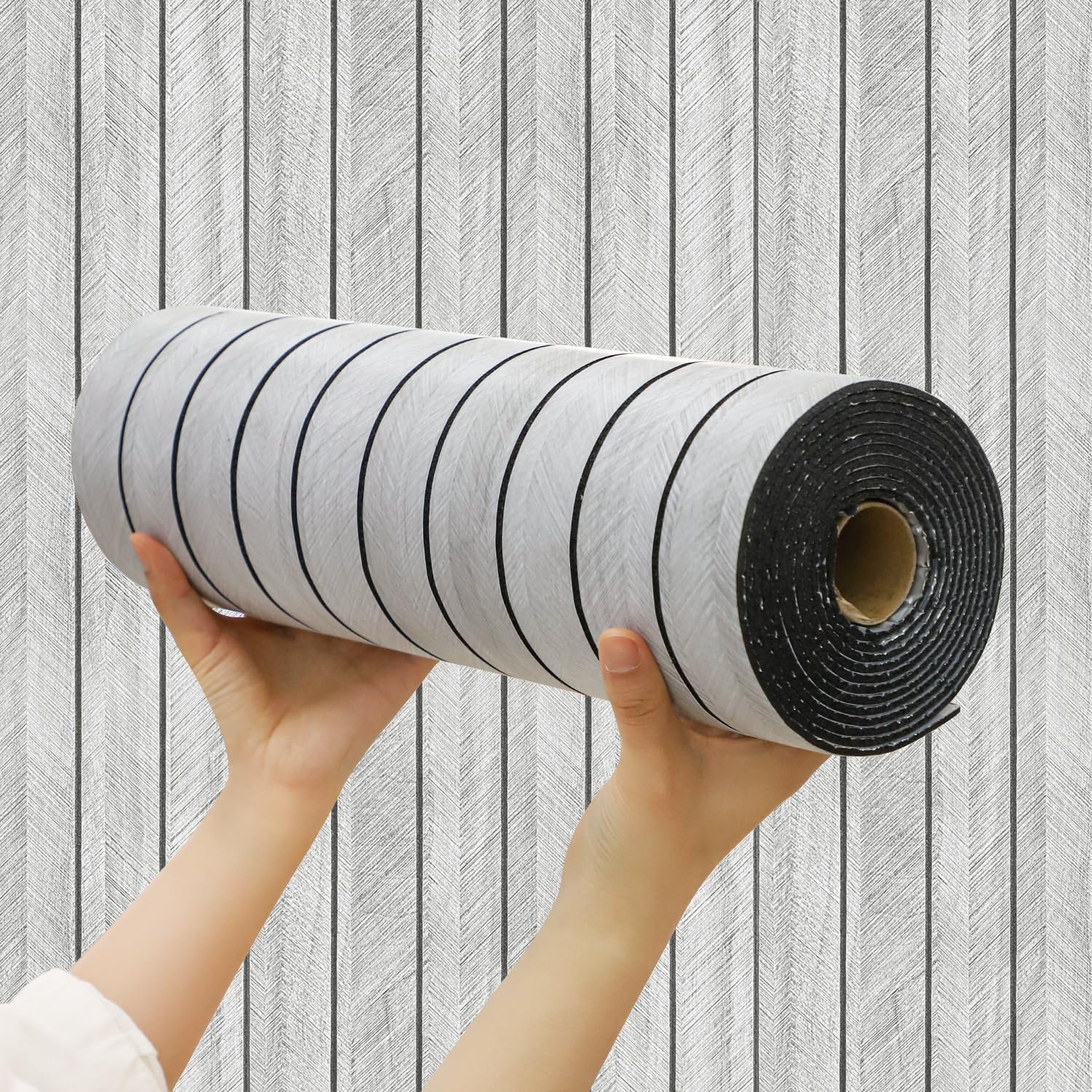 3d-dekoratyvine-lipni-sienu-panele-pilka-medzio-imitacija-300-x-45-cm