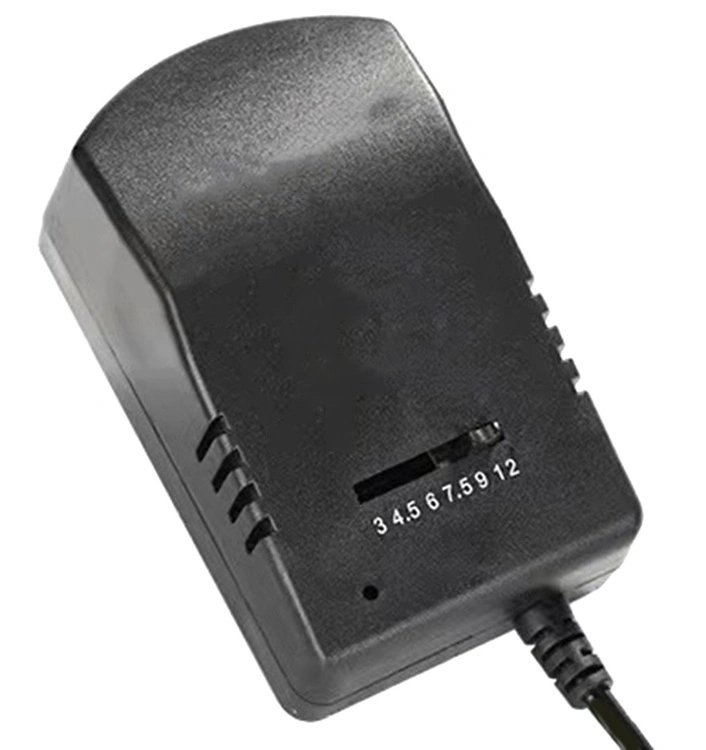 universalus-reguliuojamas-maitinimo-adapteris-su-6-antgaliais-312-v-24-w