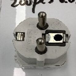 Kelioninis elektros lizdo adapteris TR2479