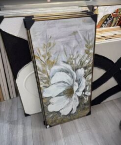 „Sidabrinė magnolija“ elegantiškas vertikalus paveikslas, 60 × 120 cm